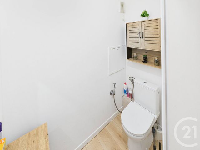 Appartement F2 à vendre - 2 pièces - 45.62 m2 - TRAPPES - 78 - ILE-DE-FRANCE - Century 21 Asf Immo