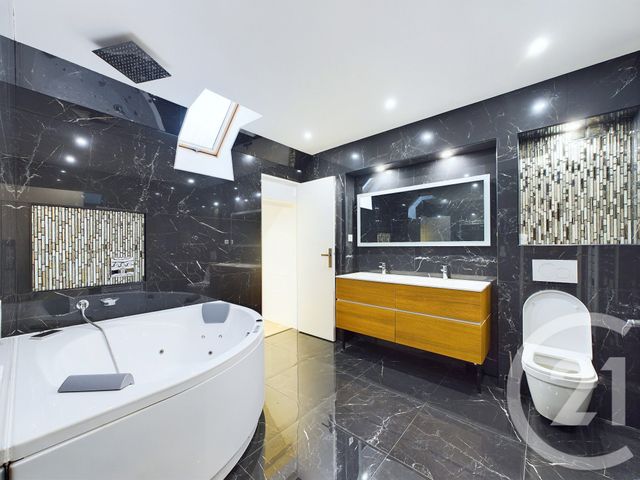 maison à vendre - 7 pièces - 170.39 m2 - TRAPPES - 78 - ILE-DE-FRANCE - Century 21 Asf Immo