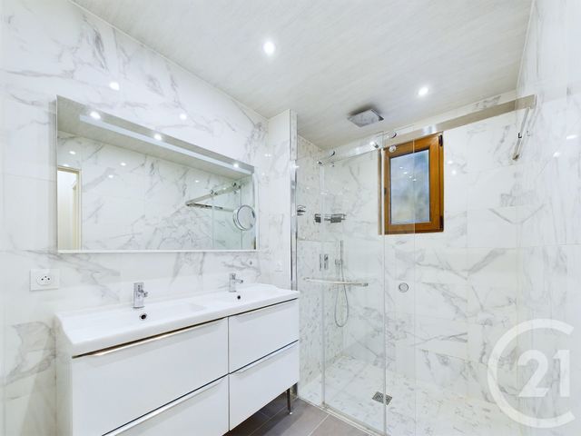 maison à vendre - 7 pièces - 170.39 m2 - TRAPPES - 78 - ILE-DE-FRANCE - Century 21 Asf Immo