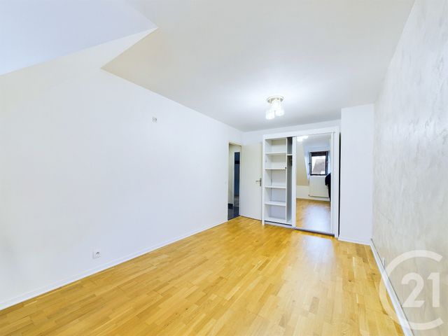 maison à vendre - 7 pièces - 170.39 m2 - TRAPPES - 78 - ILE-DE-FRANCE - Century 21 Asf Immo