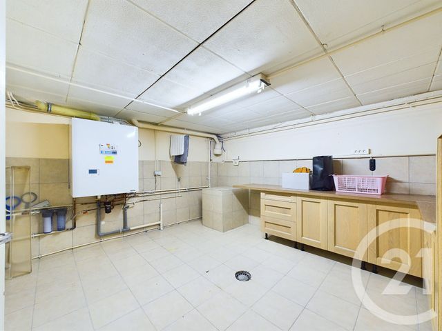 maison à vendre - 7 pièces - 170.39 m2 - TRAPPES - 78 - ILE-DE-FRANCE - Century 21 Asf Immo