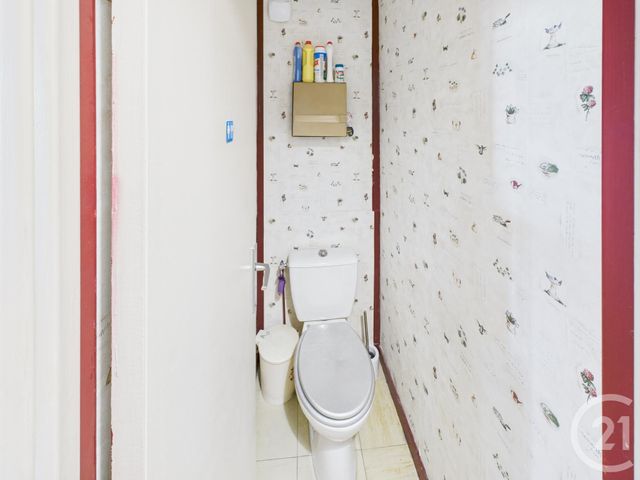 Appartement F4 à vendre - 4 pièces - 77.0 m2 - TRAPPES - 78 - ILE-DE-FRANCE - Century 21 Asf Immo