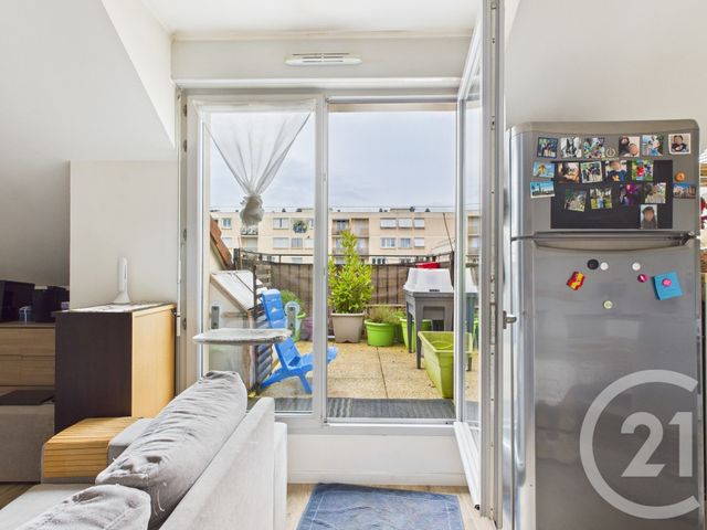 Afficher la photo en grand Appartement à vendre - 5 pièces - 95.44 m2 - TRAPPES - 78 - ILE-DE-FRANCE - Century 21 Asf Immo
