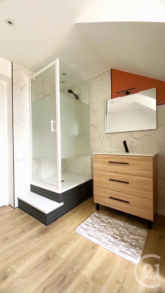 Appartement F2 à vendre - 2 pièces - 36.07 m2 - TRAPPES - 78 - ILE-DE-FRANCE - Century 21 Asf Immo