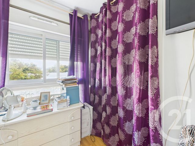 Appartement à vendre - 3 pièces - 66.0 m2 - TRAPPES - 78 - ILE-DE-FRANCE - Century 21 Asf Immo