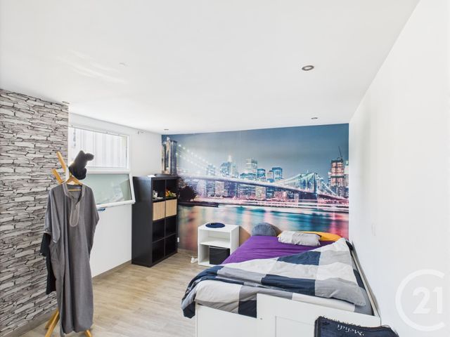 maison à vendre - 5 pièces - 278.0 m2 - TRAPPES - 78 - ILE-DE-FRANCE - Century 21 Asf Immo