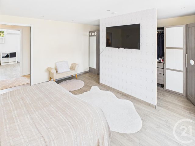 maison à vendre - 5 pièces - 278.0 m2 - TRAPPES - 78 - ILE-DE-FRANCE - Century 21 Asf Immo