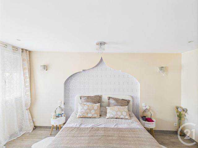 maison à vendre - 5 pièces - 278.0 m2 - TRAPPES - 78 - ILE-DE-FRANCE - Century 21 Asf Immo