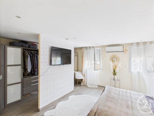 maison à vendre - 5 pièces - 278.0 m2 - TRAPPES - 78 - ILE-DE-FRANCE - Century 21 Asf Immo