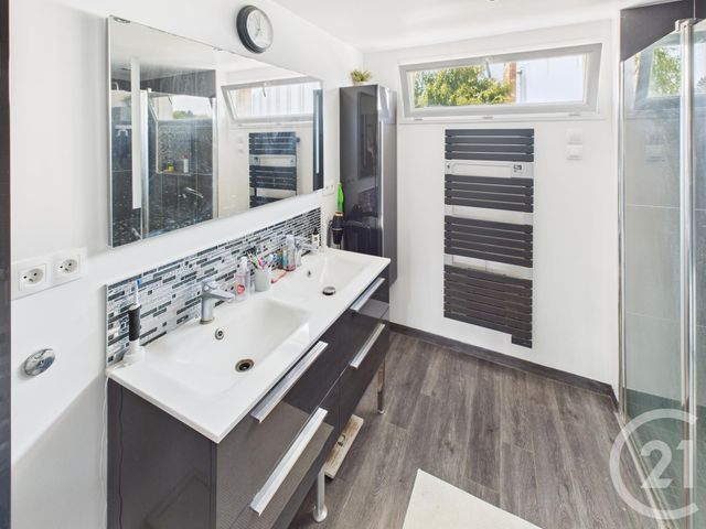 maison à vendre - 5 pièces - 278.0 m2 - TRAPPES - 78 - ILE-DE-FRANCE - Century 21 Asf Immo