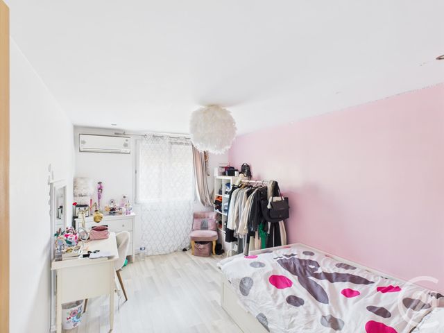 maison à vendre - 5 pièces - 278.0 m2 - TRAPPES - 78 - ILE-DE-FRANCE - Century 21 Asf Immo