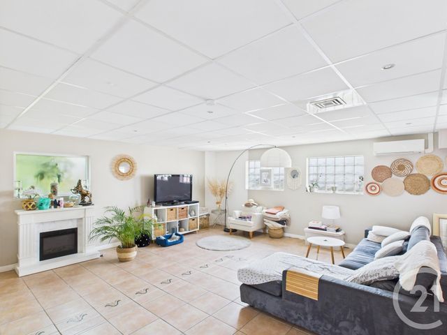 maison à vendre - 5 pièces - 278.0 m2 - TRAPPES - 78 - ILE-DE-FRANCE - Century 21 Asf Immo