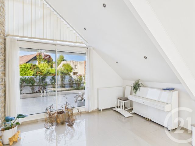 maison à vendre - 5 pièces - 250.83 m2 - MONTIGNY LE BRETONNEUX - 78 - ILE-DE-FRANCE - Century 21 Asf Immo