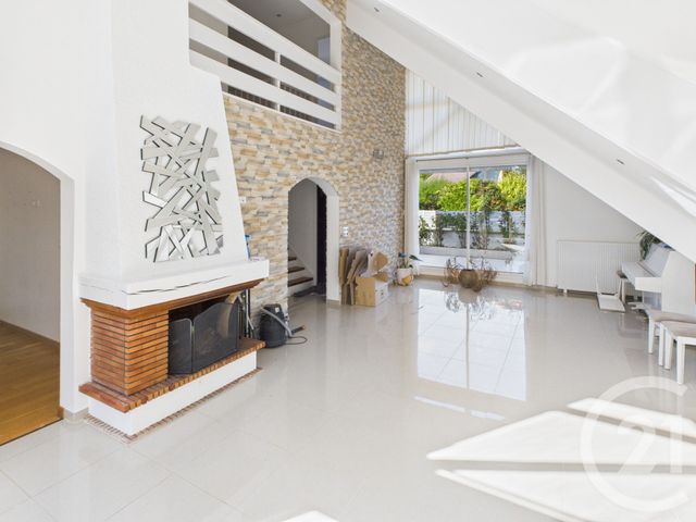 maison à vendre - 5 pièces - 250.83 m2 - MONTIGNY LE BRETONNEUX - 78 - ILE-DE-FRANCE - Century 21 Asf Immo