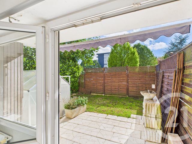 Appartement F4 à vendre - 4 pièces - 81.27 m2 - TRAPPES - 78 - ILE-DE-FRANCE - Century 21 Asf Immo