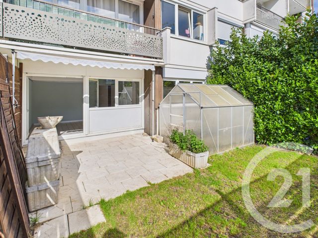 Appartement F4 à vendre - 4 pièces - 81.27 m2 - TRAPPES - 78 - ILE-DE-FRANCE - Century 21 Asf Immo