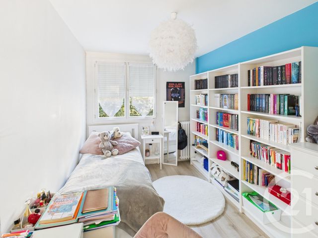 Appartement F4 à vendre - 4 pièces - 67.91 m2 - TRAPPES - 78 - ILE-DE-FRANCE - Century 21 Asf Immo