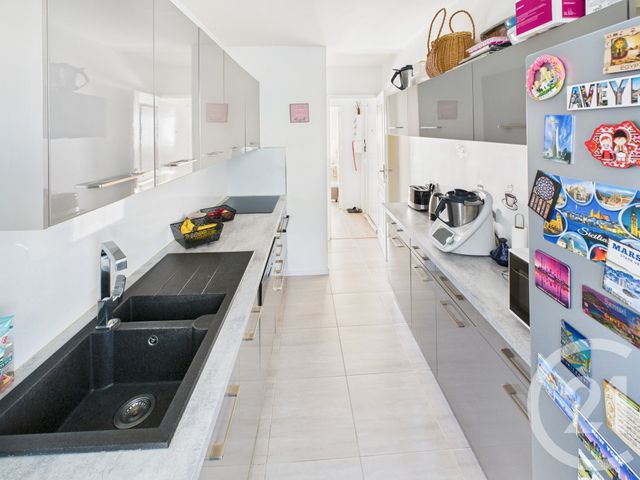 Appartement F4 à vendre - 4 pièces - 67.91 m2 - TRAPPES - 78 - ILE-DE-FRANCE - Century 21 Asf Immo