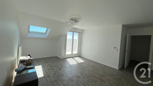 Appartement F3 à louer - 3 pièces - 58.8 m2 - TRAPPES - 78 - ILE-DE-FRANCE - Century 21 Asf Immo