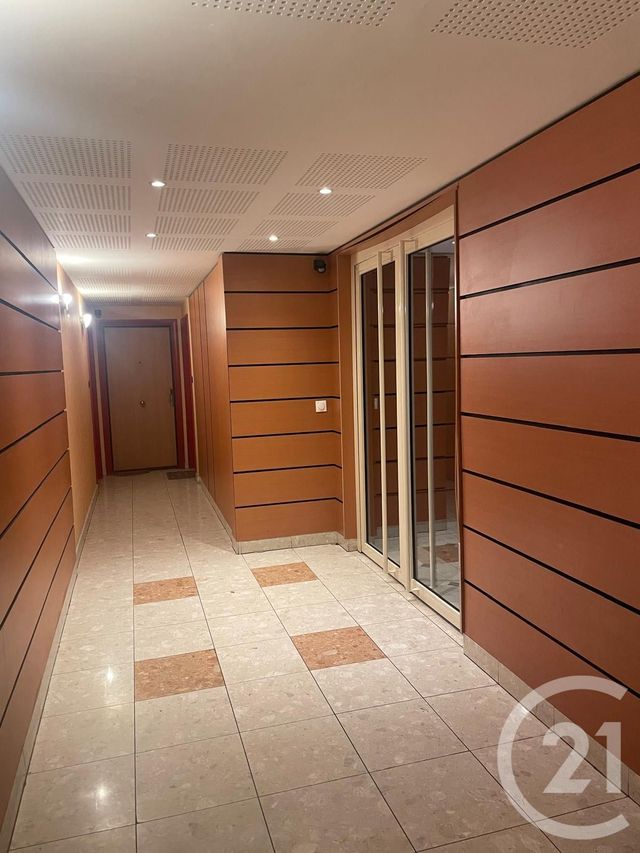 Appartement F3 à louer - 3 pièces - 58.0 m2 - TRAPPES - 78 - ILE-DE-FRANCE - Century 21 Asf Immo