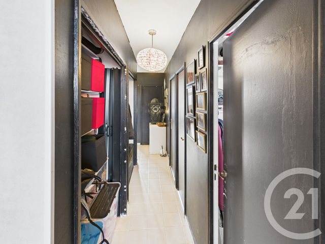 Appartement F4 à vendre - 4 pièces - 80.0 m2 - TRAPPES - 78 - ILE-DE-FRANCE - Century 21 Asf Immo