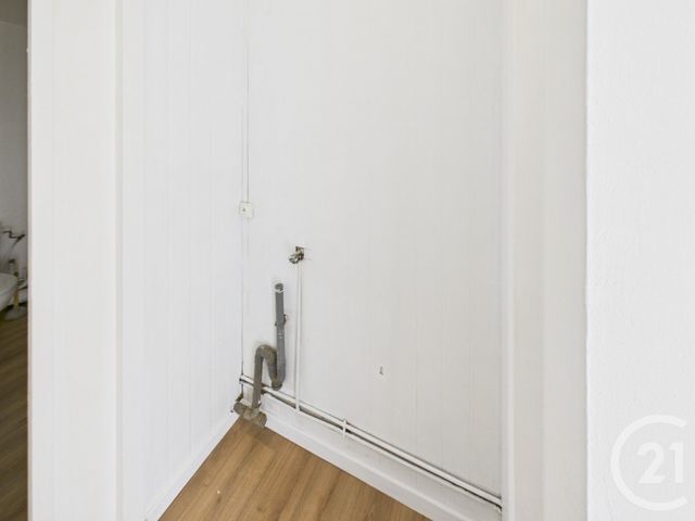 Appartement F1 à vendre - 1 pièce - 38.19 m2 - TRAPPES - 78 - ILE-DE-FRANCE - Century 21 Asf Immo