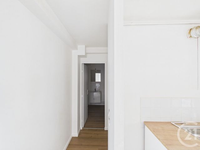 Appartement F1 à vendre - 1 pièce - 38.19 m2 - TRAPPES - 78 - ILE-DE-FRANCE - Century 21 Asf Immo
