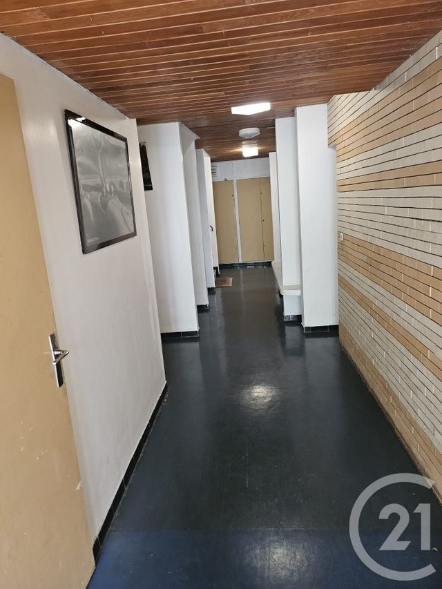 Appartement F3 à vendre - 3 pièces - 60.0 m2 - TRAPPES - 78 - ILE-DE-FRANCE - Century 21 Asf Immo