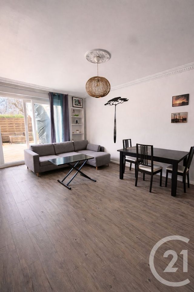 Appartement F3 à vendre - 3 pièces - 60.0 m2 - TRAPPES - 78 - ILE-DE-FRANCE - Century 21 Asf Immo