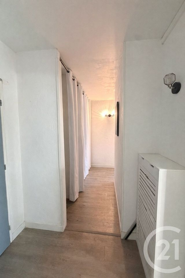Appartement F3 à vendre - 3 pièces - 60.0 m2 - TRAPPES - 78 - ILE-DE-FRANCE - Century 21 Asf Immo