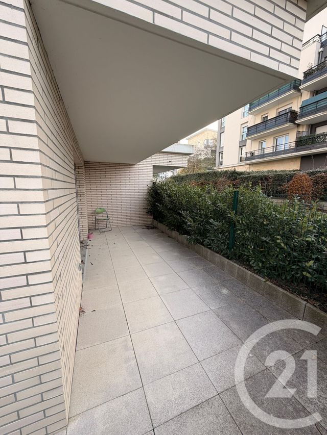 Appartement T4 à vendre - 4 pièces - 75.0 m2 - TRAPPES - 78 - ILE-DE-FRANCE - Century 21 Asf Immo