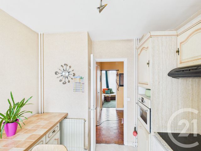 Appartement F4 à vendre - 4 pièces - 68.92 m2 - TRAPPES - 78 - ILE-DE-FRANCE - Century 21 Asf Immo