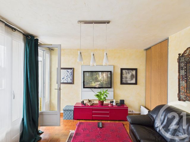 Appartement F4 à vendre - 4 pièces - 68.92 m2 - TRAPPES - 78 - ILE-DE-FRANCE - Century 21 Asf Immo