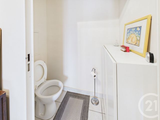 Appartement F3 à vendre - 3 pièces - 61.0 m2 - TRAPPES - 78 - ILE-DE-FRANCE - Century 21 Asf Immo