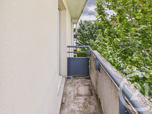 Appartement F3 à vendre - 3 pièces - 61.0 m2 - TRAPPES - 78 - ILE-DE-FRANCE - Century 21 Asf Immo