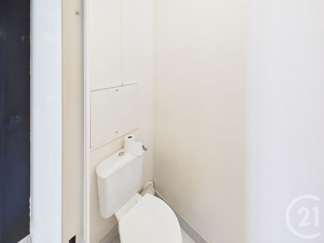 Appartement F3 à vendre - 3 pièces - 61.0 m2 - TRAPPES - 78 - ILE-DE-FRANCE - Century 21 Asf Immo