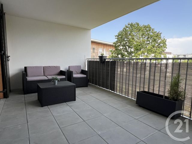 Afficher la photo en grand Appartement F3 à louer - 3 pièces - 63.0 m2 - TRAPPES - 78 - ILE-DE-FRANCE - Century 21 Asf Immo