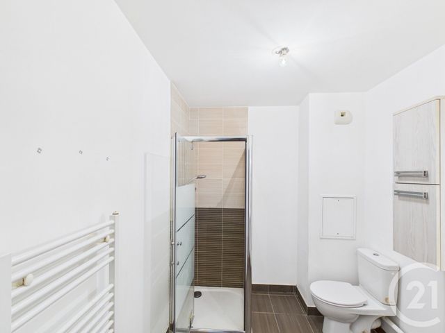 Appartement Studio à vendre - 1 pièce - 25.0 m2 - TRAPPES - 78 - ILE-DE-FRANCE - Century 21 Asf Immo