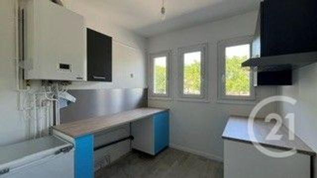 Appartement F3 à louer - 3 pièces - 57.6 m2 - TRAPPES - 78 - ILE-DE-FRANCE - Century 21 Asf Immo