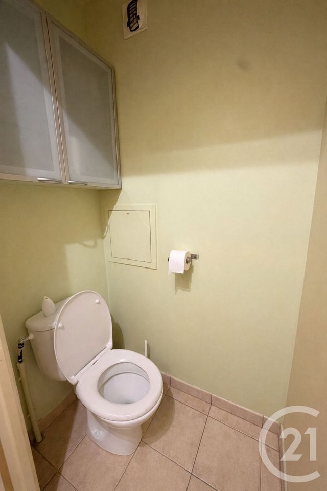 Appartement F3 à vendre - 3 pièces - 57.0 m2 - TRAPPES - 78 - ILE-DE-FRANCE - Century 21 Asf Immo