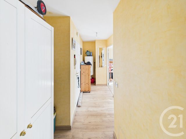 Appartement F3 à vendre - 3 pièces - 67.0 m2 - TRAPPES - 78 - ILE-DE-FRANCE - Century 21 Asf Immo