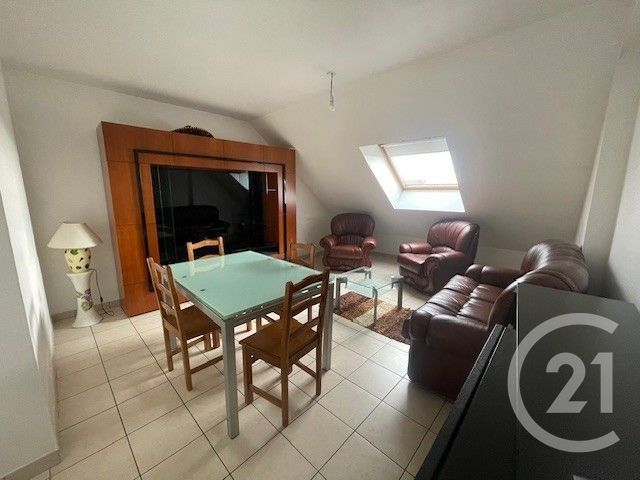 Appartement F2 à louer - 2 pièces - 44.0 m2 - TRAPPES - 78 - ILE-DE-FRANCE - Century 21 Asf Immo