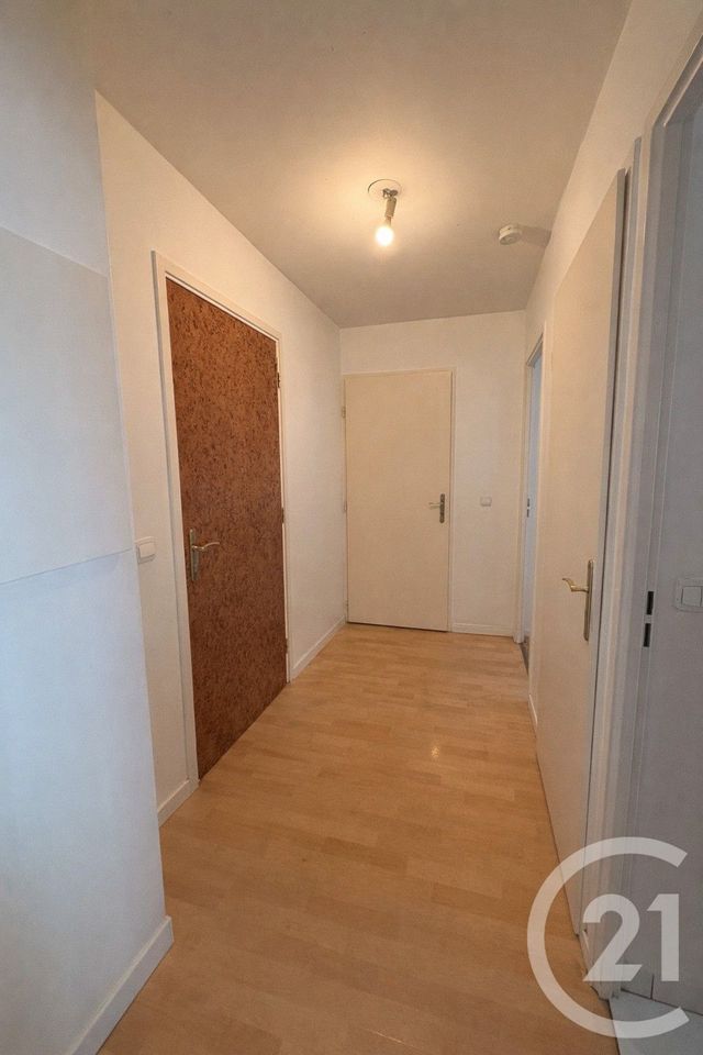 Appartement F2 à vendre - 2 pièces - 44.71 m2 - TRAPPES - 78 - ILE-DE-FRANCE - Century 21 Asf Immo