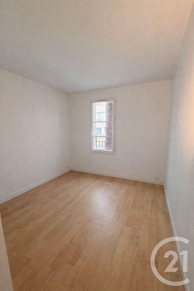 Appartement F2 à vendre - 2 pièces - 44.71 m2 - TRAPPES - 78 - ILE-DE-FRANCE - Century 21 Asf Immo