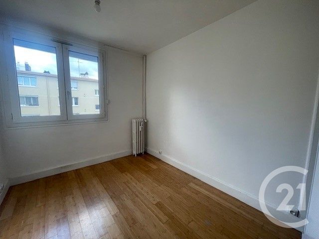Appartement F3 à louer - 3 pièces - 61.5 m2 - COURBEVOIE - 92 - ILE-DE-FRANCE - Century 21 Asf Immo