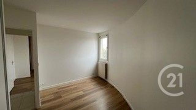 Appartement F4 à louer - 4 pièces - 86.66 m2 - MONTIGNY LE BRETONNEUX - 78 - ILE-DE-FRANCE - Century 21 Asf Immo