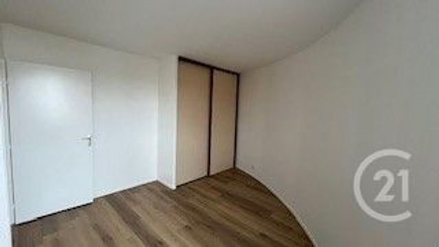 Appartement F4 à louer - 4 pièces - 86.66 m2 - MONTIGNY LE BRETONNEUX - 78 - ILE-DE-FRANCE - Century 21 Asf Immo