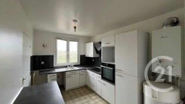 Appartement F4 à louer - 4 pièces - 86.66 m2 - MONTIGNY LE BRETONNEUX - 78 - ILE-DE-FRANCE - Century 21 Asf Immo
