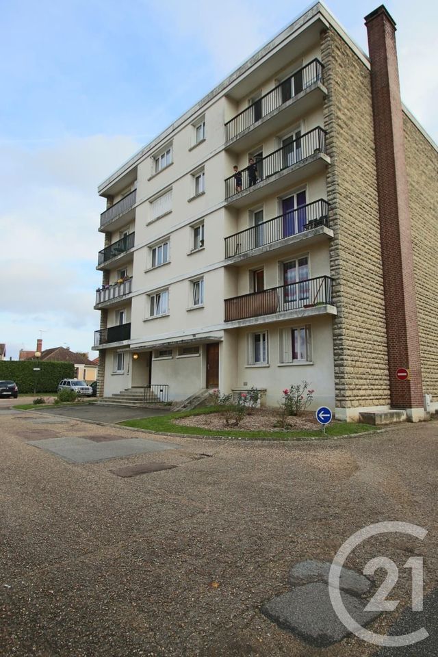 Appartement F1 à louer - 1 pièce - 32.35 m2 - BOIS D ARCY - 78 - ILE-DE-FRANCE - Century 21 Asf Immo