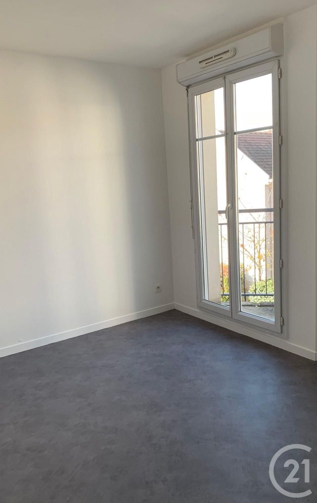 Appartement F3 à louer - 3 pièces - 66.02 m2 - TRAPPES - 78 - ILE-DE-FRANCE - Century 21 Asf Immo